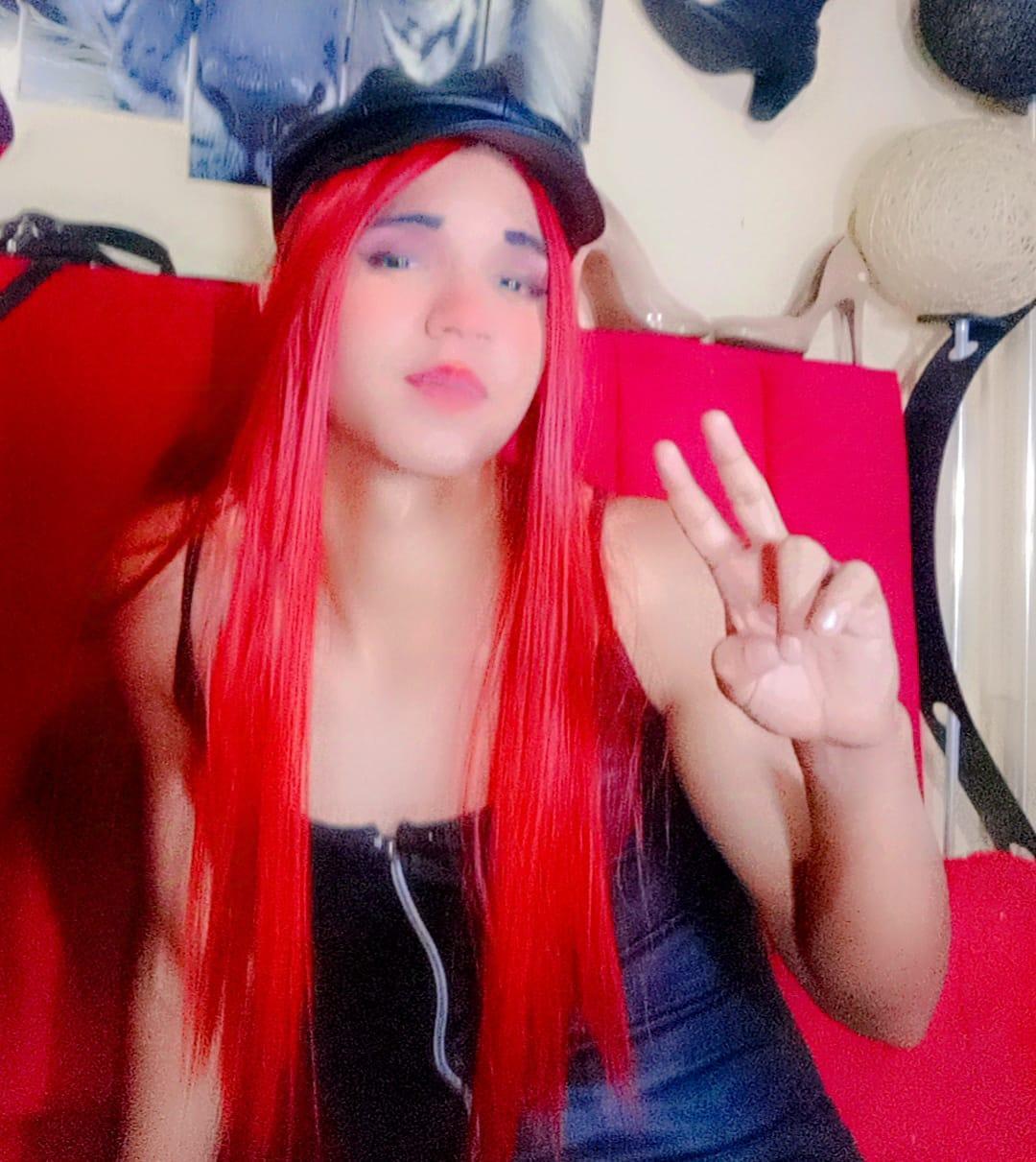Angiee_Ts Live Image