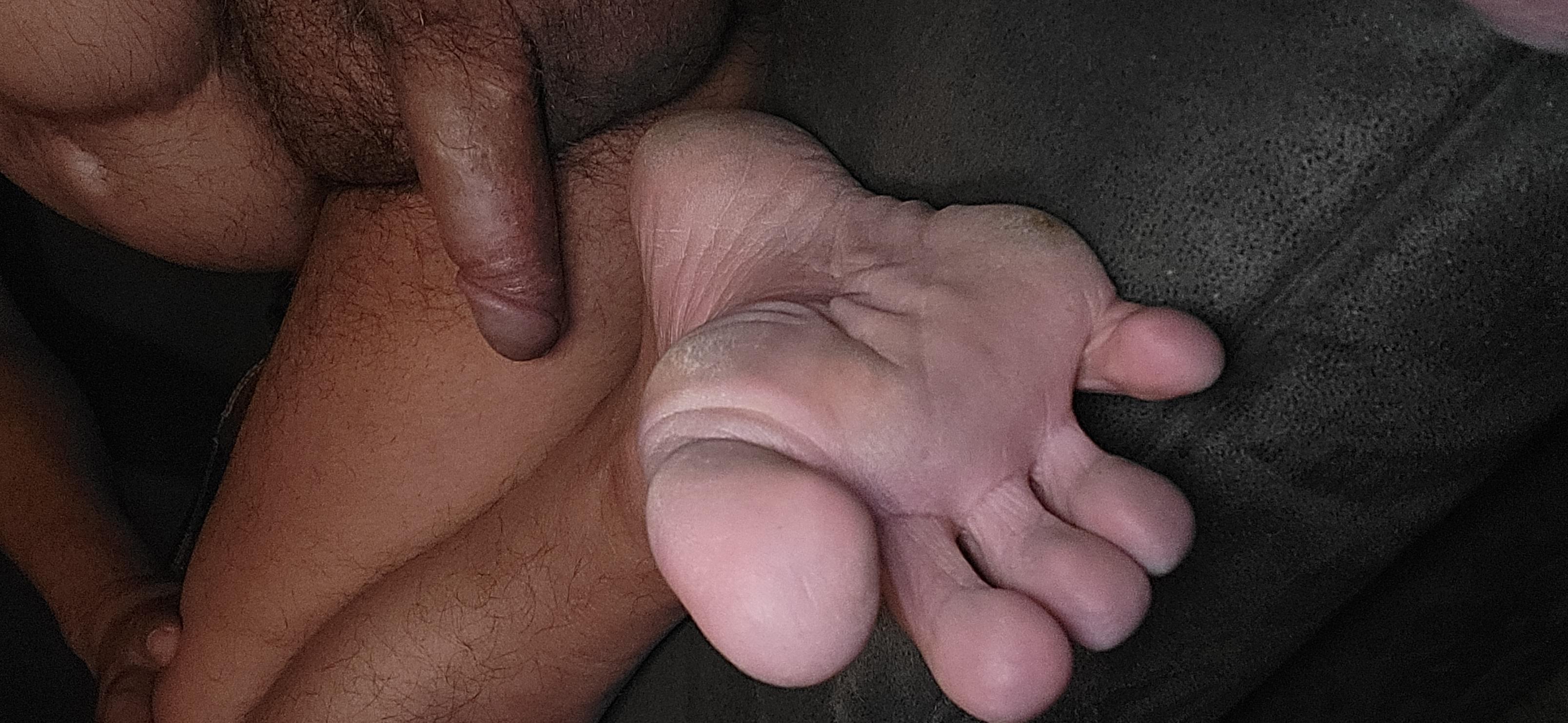 Barefootcrusher Live Image