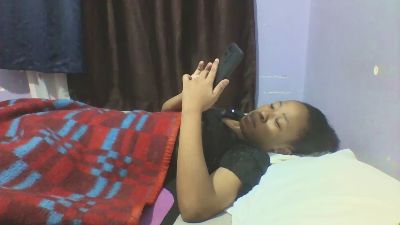 Demure_cutey Live Image