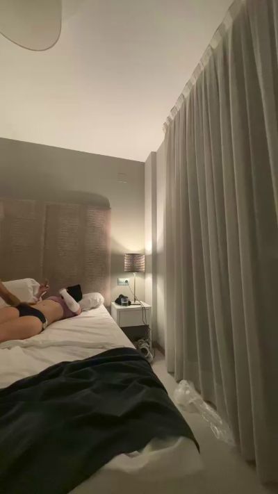 IRISHOTHOT Live Image