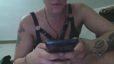 ItaLadySquirt Live Image