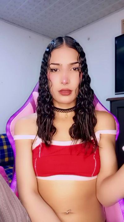 Lanna_horny Live Image