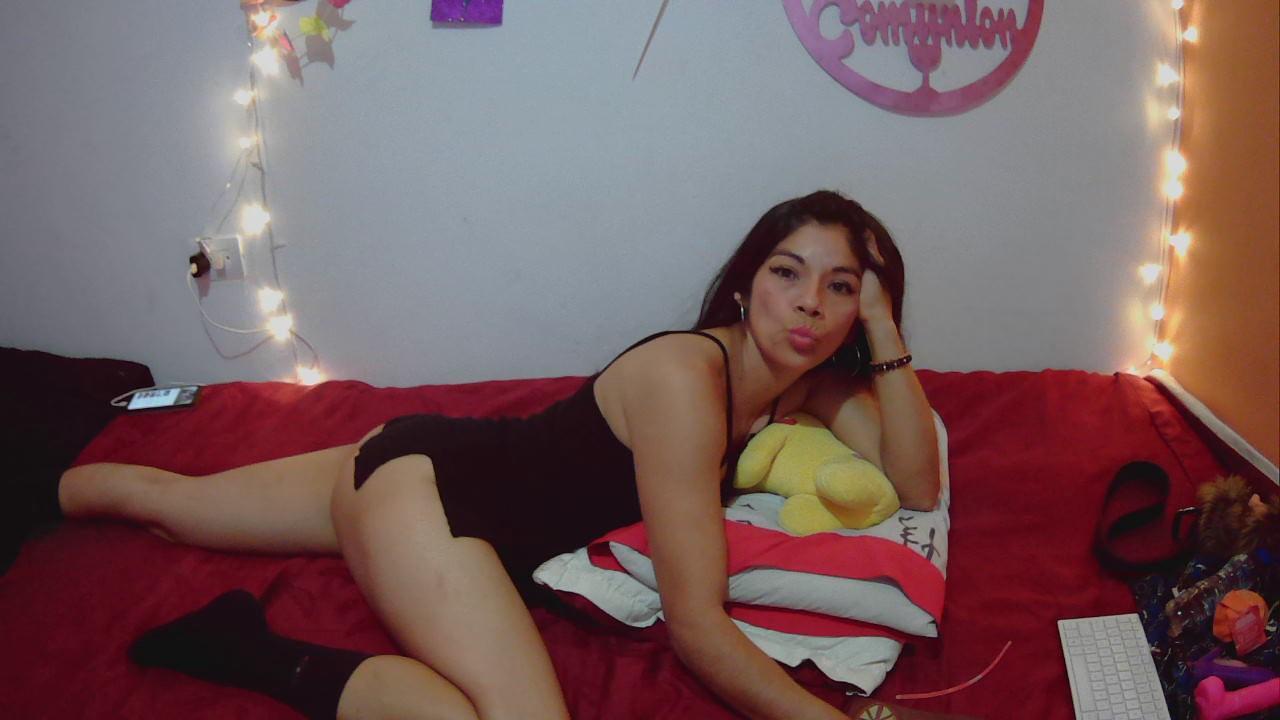 Laura_reyes28 Live Image