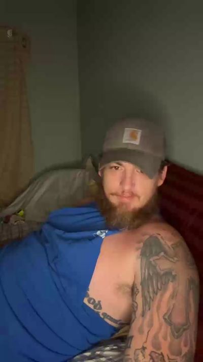 MommasMistak69 Live Image