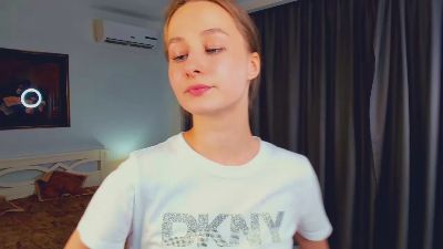 RoseanneMon Live Image