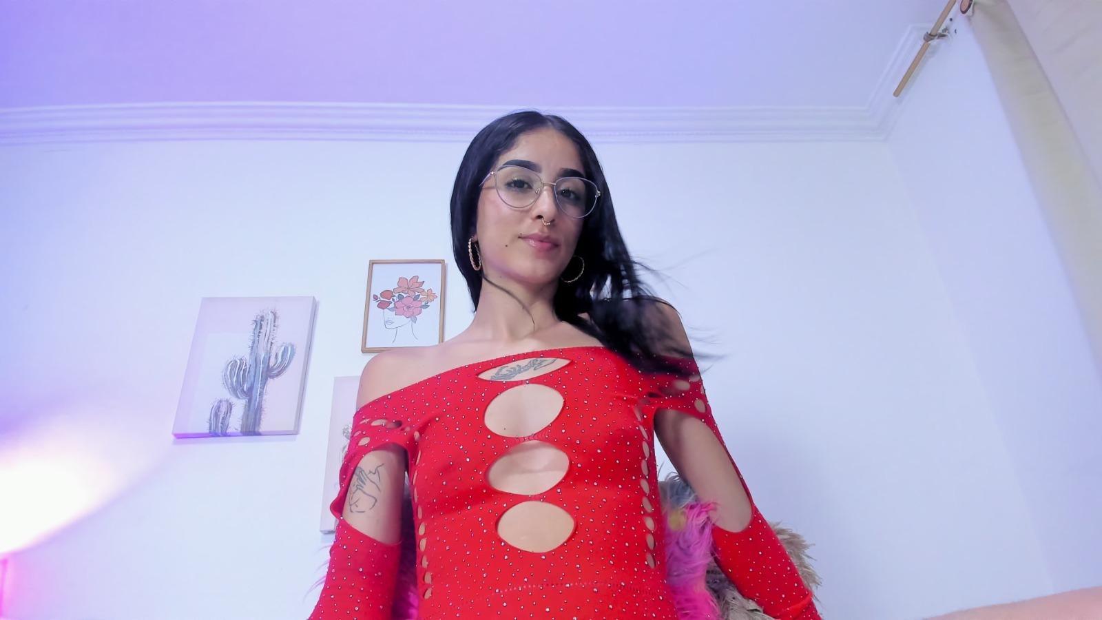 SerenaSmith Live Image