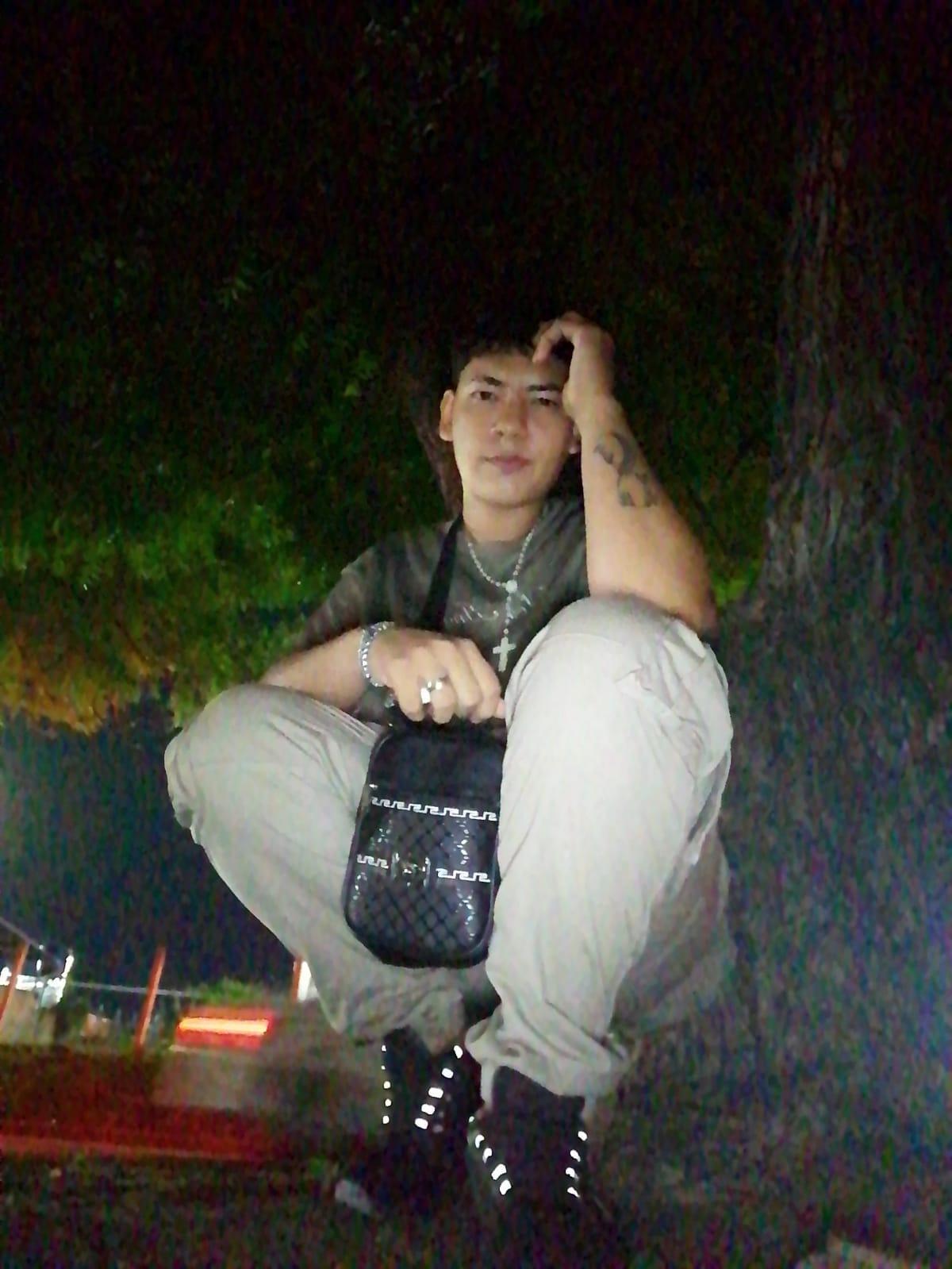 Teo_Angels Live Image