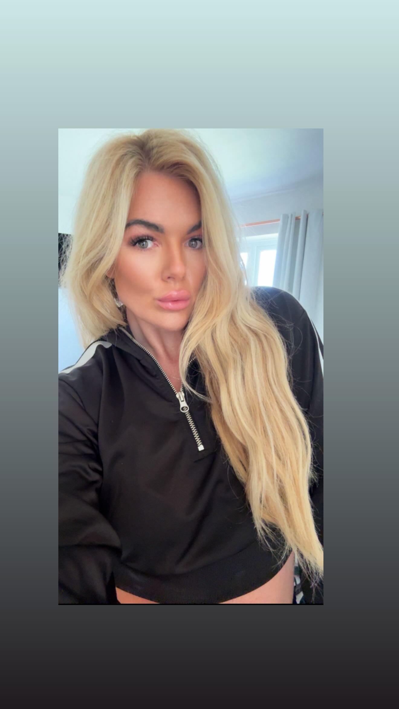 TheCumSlut Live Image