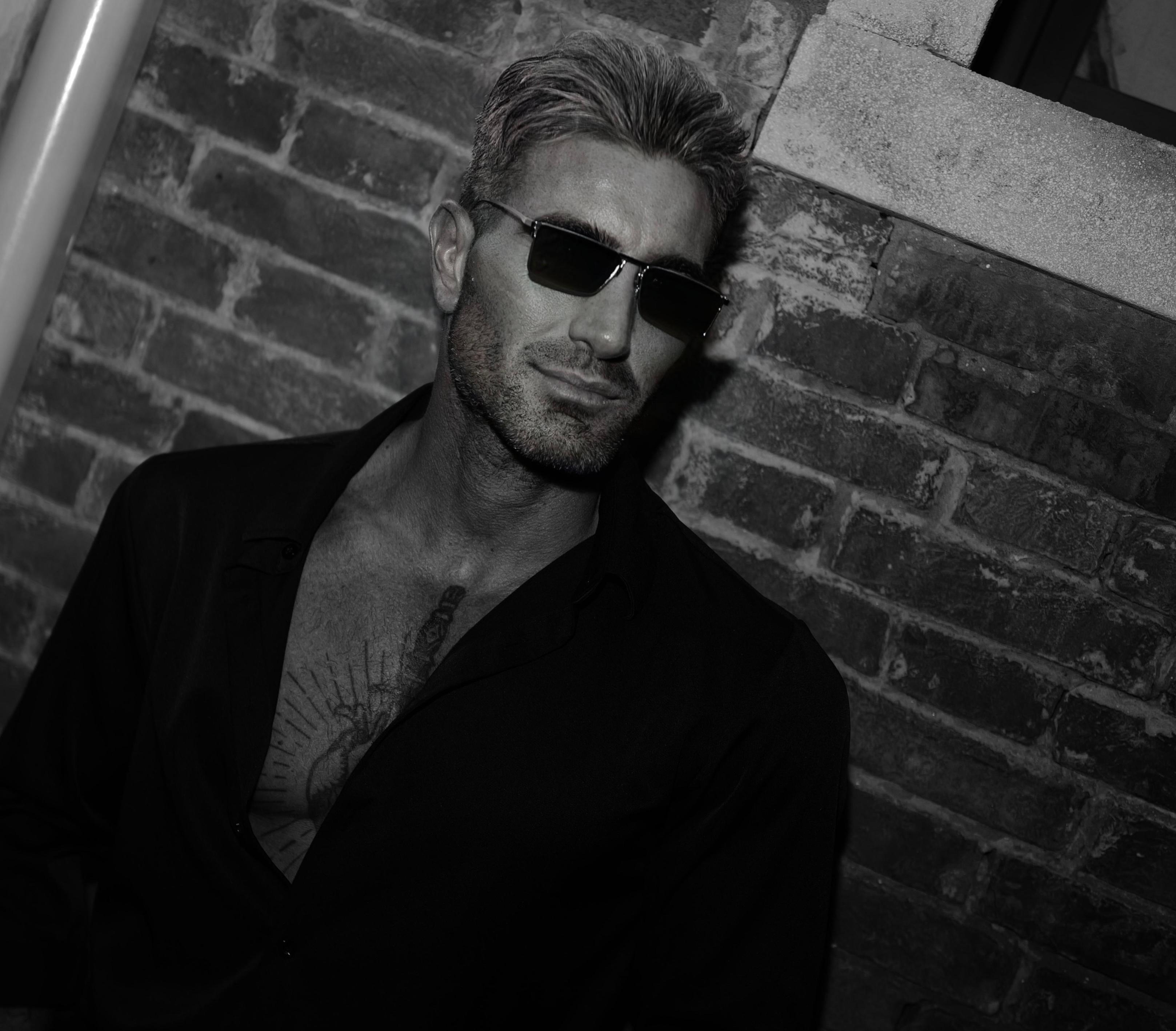XxxRalf Live Image