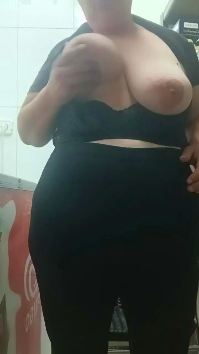eroticjess Live Image