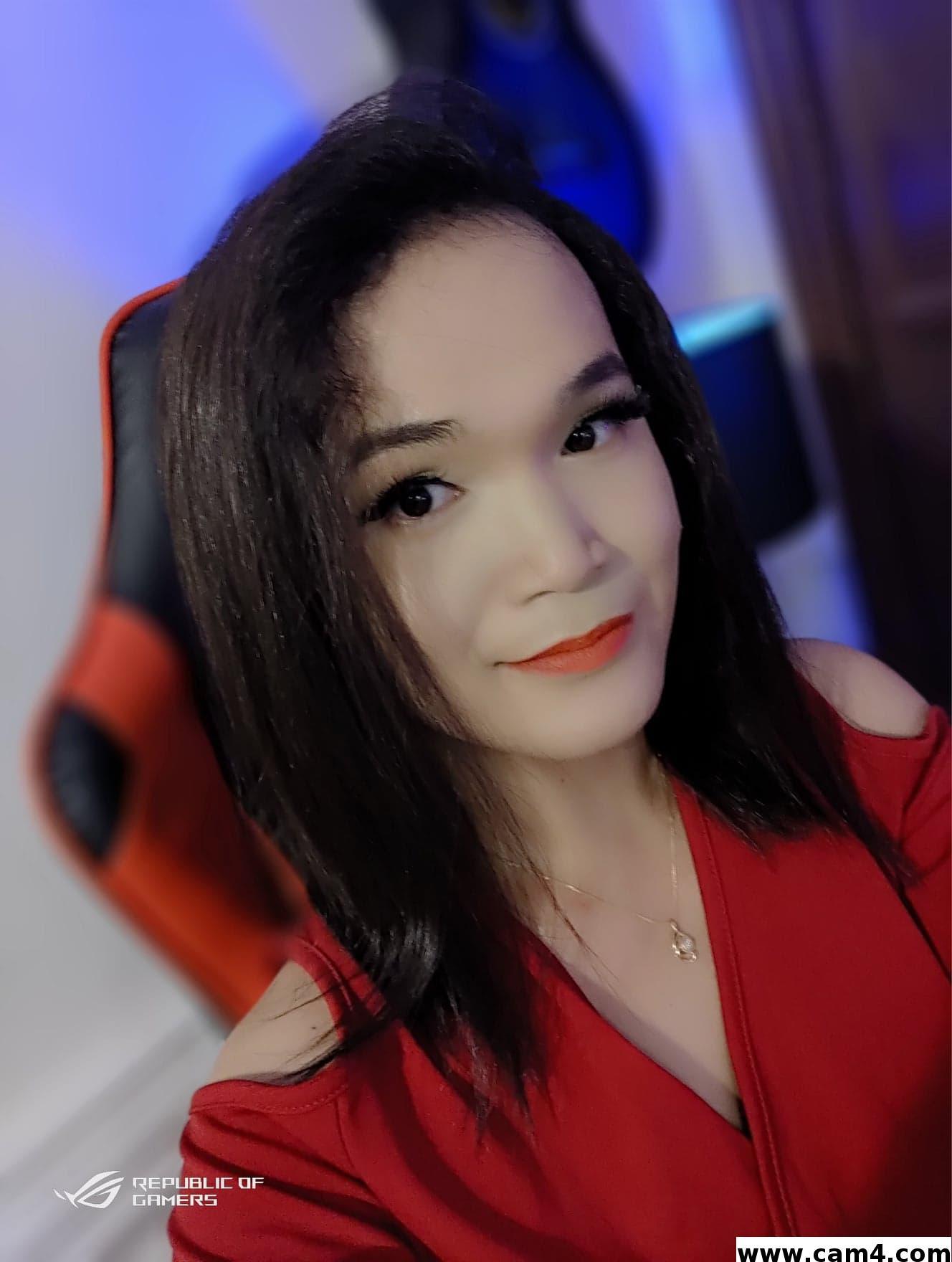 kinkygodies2 Live Image