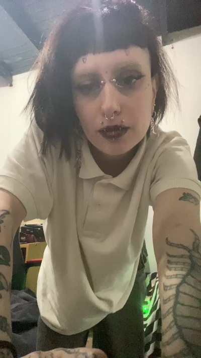 kittita1 Live Image