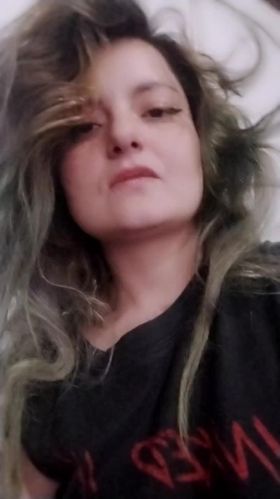 lisbeth_sacrifi Live Image