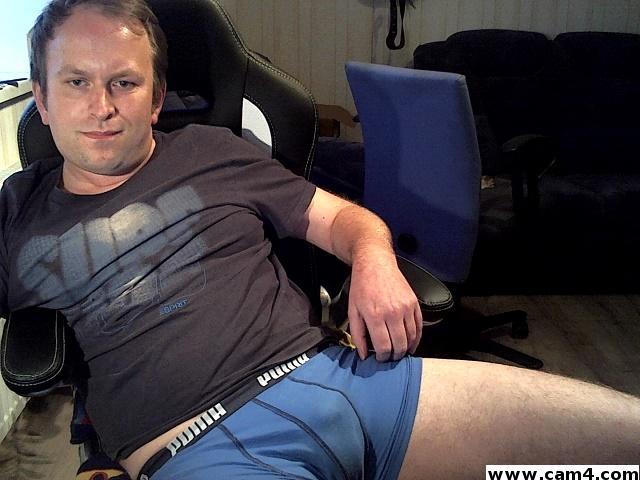 34yochemcock live from Germany