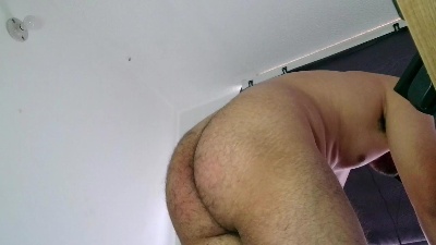 Aaronhot3325 live from United States