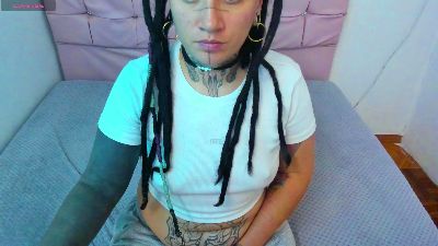 Agness_18 live from Colombia