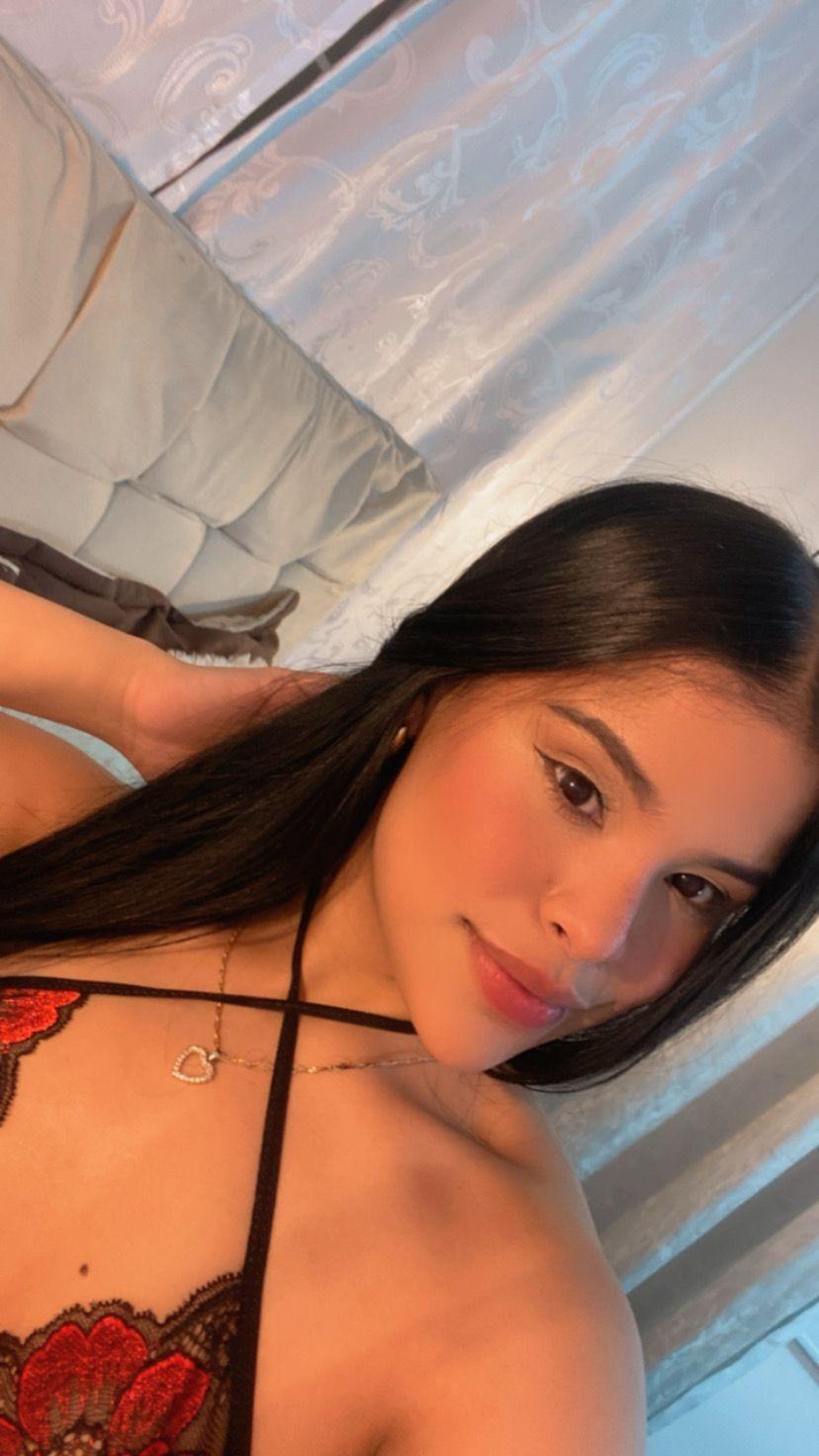 Aisha_poweer01 live from Colombia