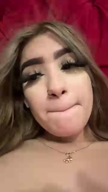 Akiraa_Sweet live from Colombia