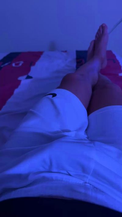 Ale____ live from Italy