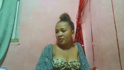 Aliciasexy42 live from Madagascar