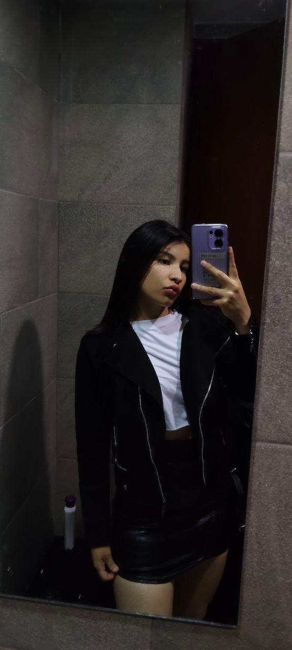 Amber_cute live from Italy