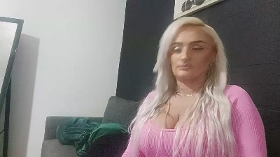 AnastasiaBody live from United States