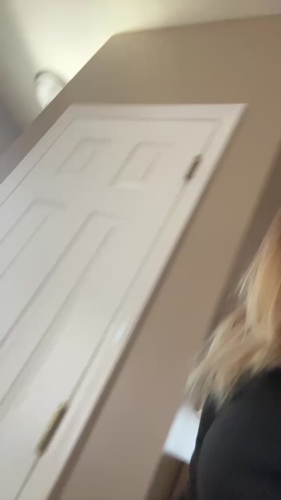 AngelEyez94 live from United States