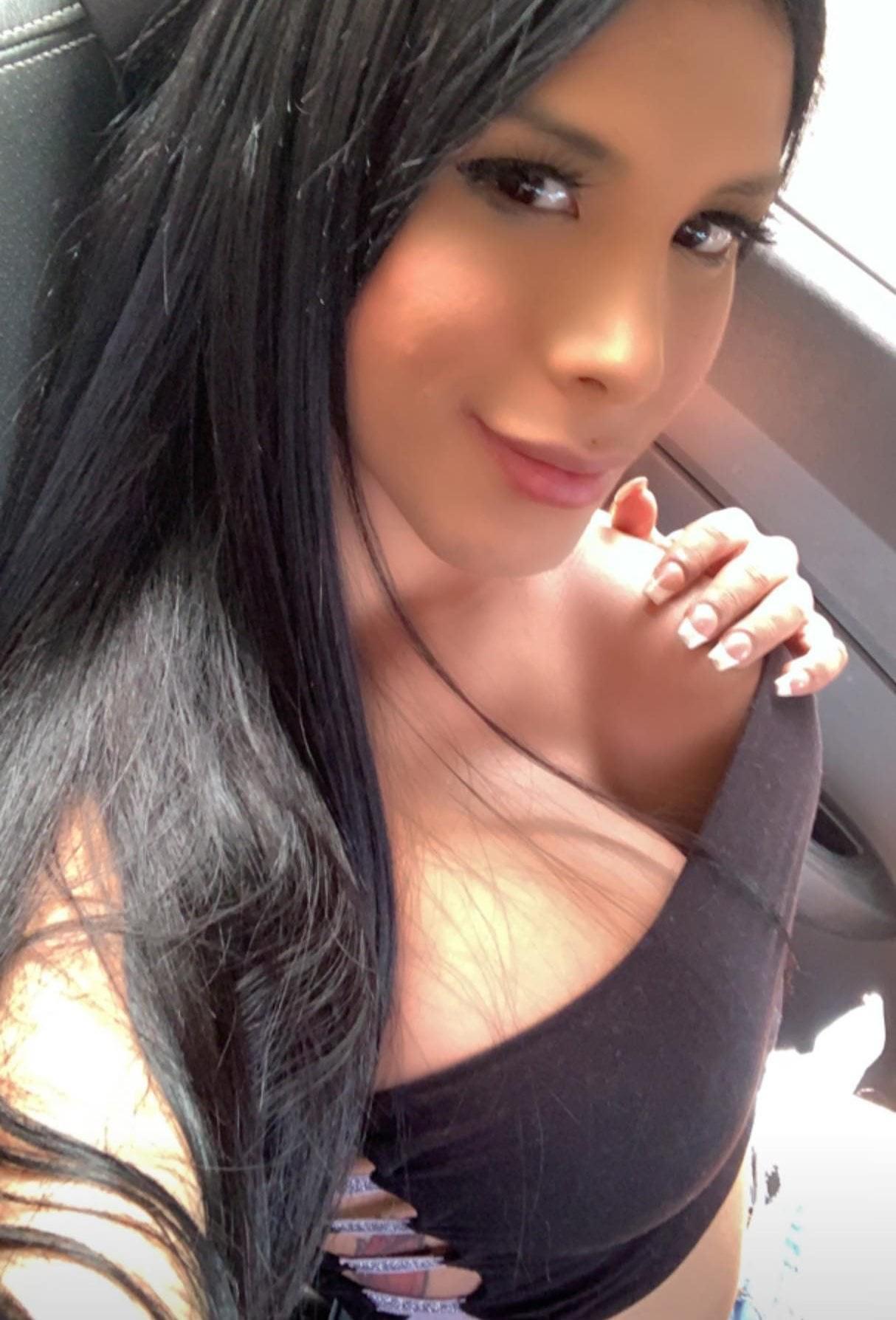 EMMILY_USUGA1 live from Colombia