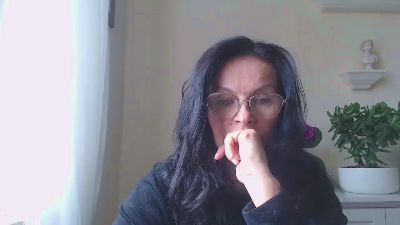 Helen_Wild live from Germany