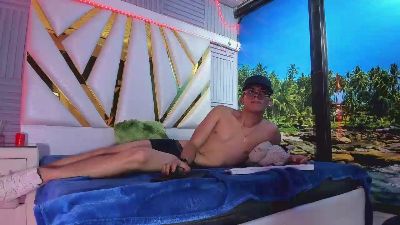 HotSlim_Boy live from Colombia