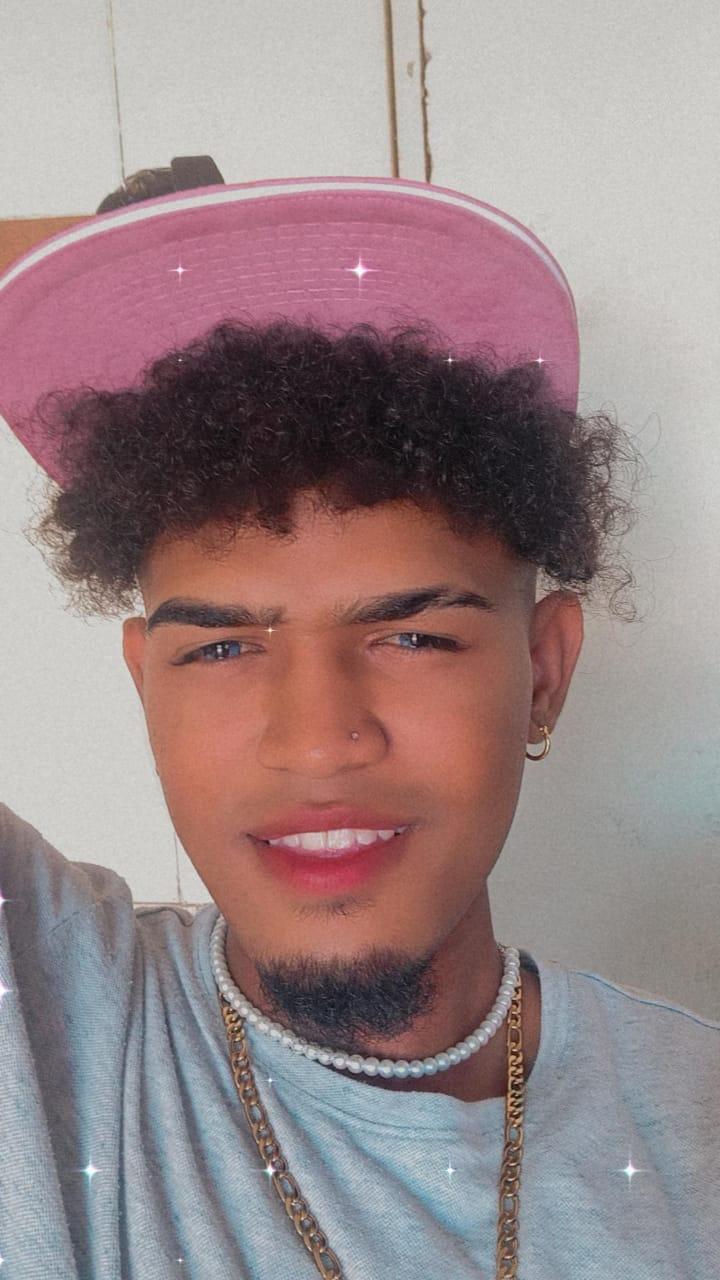 JaicobRuner live from Colombia