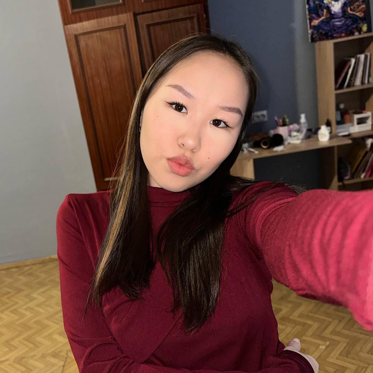 JenaeDauenhauer live from Spain