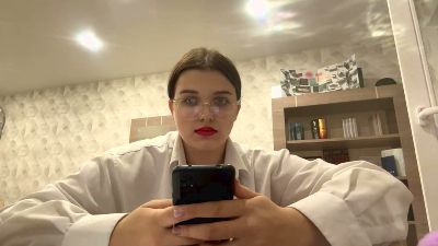 JennellSewade live from United States