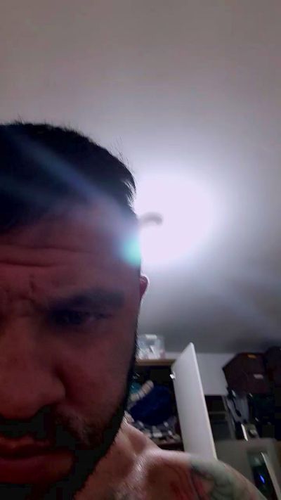 Jhonny2905 live from Brazil