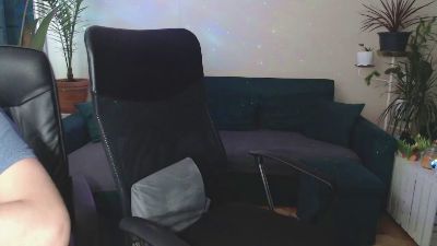 JoAndNeighbour live from Latvia