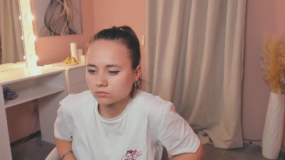KelleeWitschi live from Poland