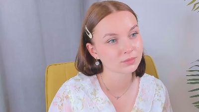 KristleIkeard live from France