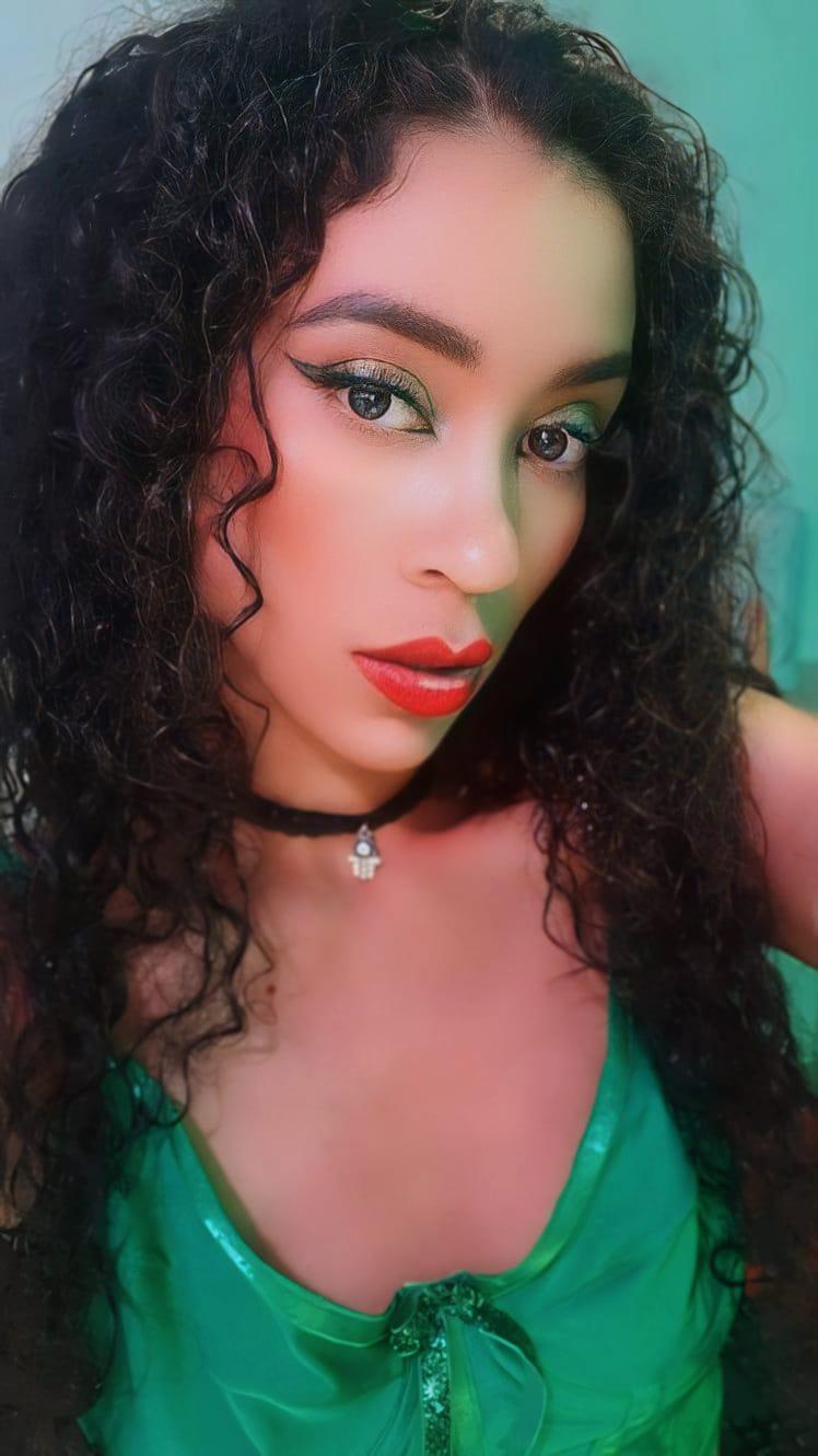 Kylie_Jen live from Italy
