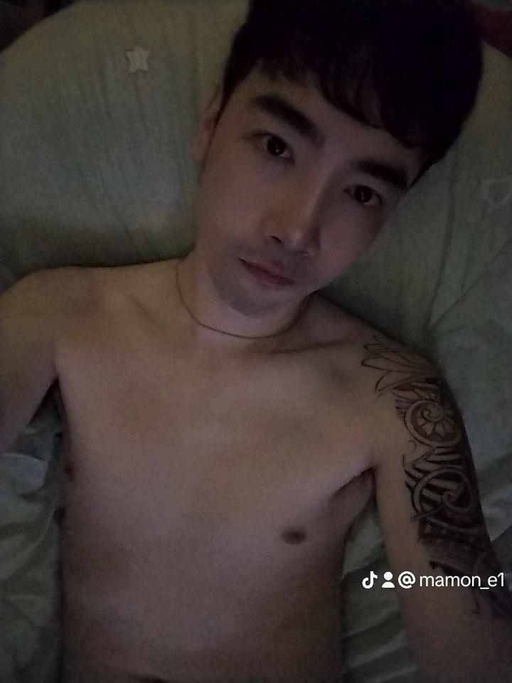 Mamonand live from Thailand