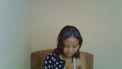 Mayah01 live from Madagascar