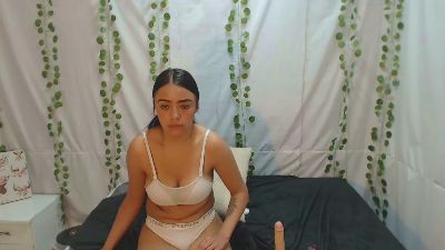 MaylinHarris_Rs live from United States