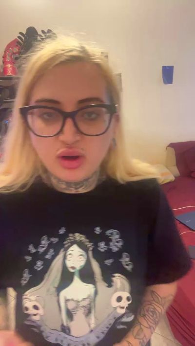 Missalessiaa live from Italy