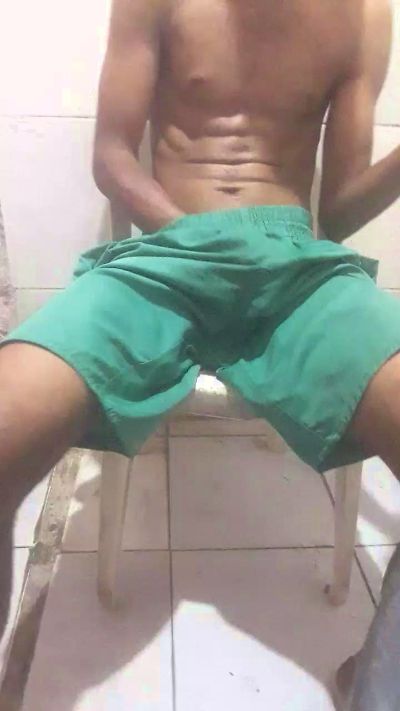 Morenooputoo live from Brazil