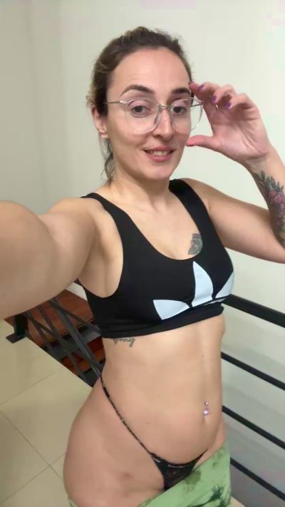 Shirlita2 live from Argentina