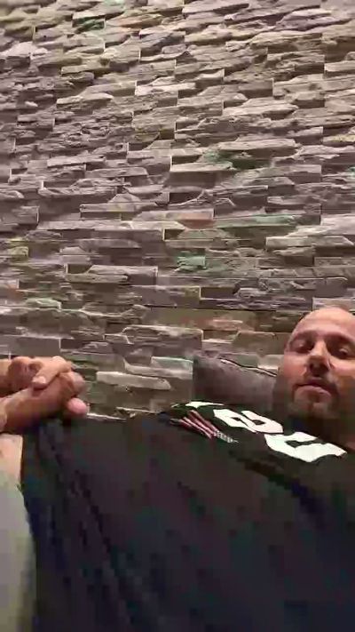 Simontito87 live from Italy