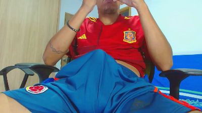 Skinny23cm live from Colombia