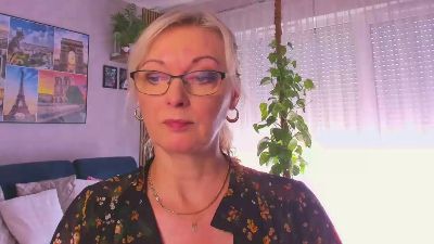 VanessaLUX live from Germany