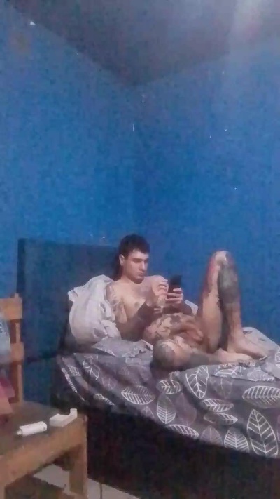 Whiteboytatto0 live from Argentina
