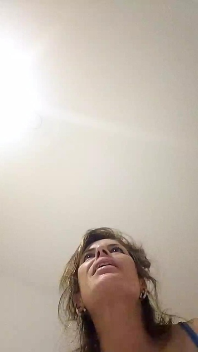 Xjuli live from Italy