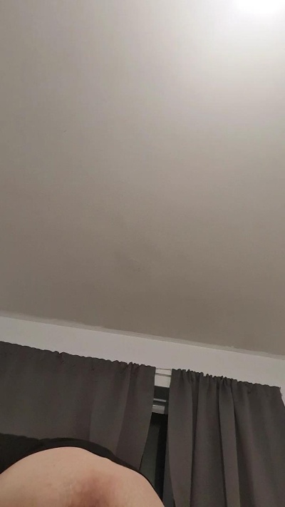 adamross1999 live from United Kingdom